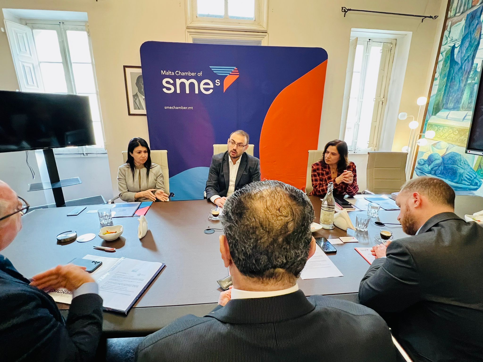 SME Chamber meets Parliamentary Secretary for Youth, Research and Innovation